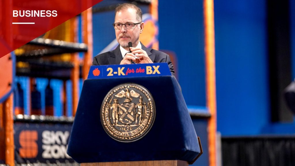 New York City Private Sector Shed 30,000 Jobs Over Two Months, Comptroller Warns