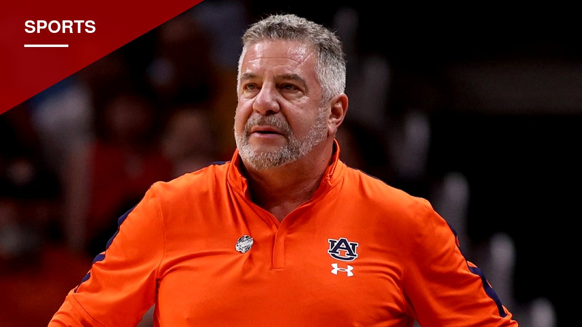 Bruce Pearl Praises Robert Kraft's Decision to Bar Macklemore from Gillette Stadium