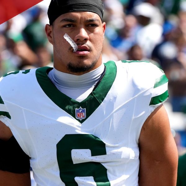 Jets Safety Dane Belton Earns Praise From Coach Aaron Glenn After Filling In at Two Positions