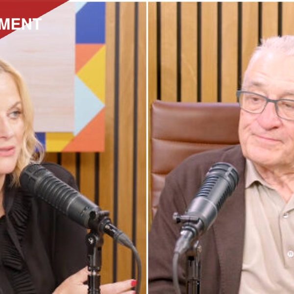 Robert De Niro Tears Up After Amy Poehler Praises His Trump Criticism on Podcast
